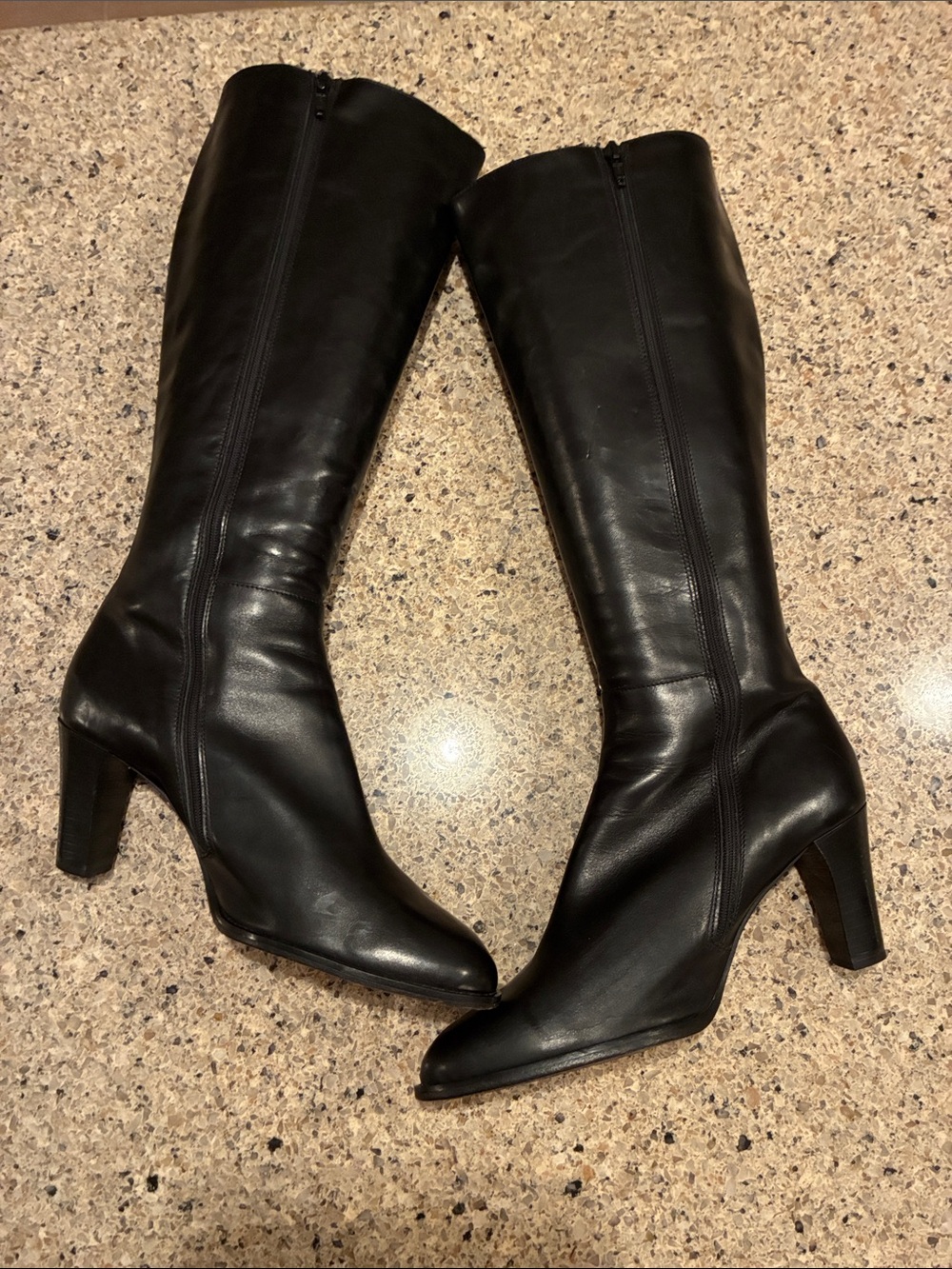 Women’s 8 Vintage J Crew Italian Leather Classic Black Leather Knee-High Boots - Picture 10 of 16